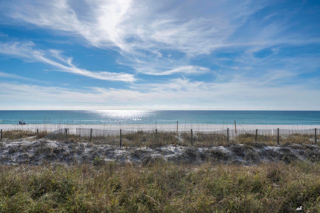 8727 Thomas Drive C17, Panama City Beach, FL 32408