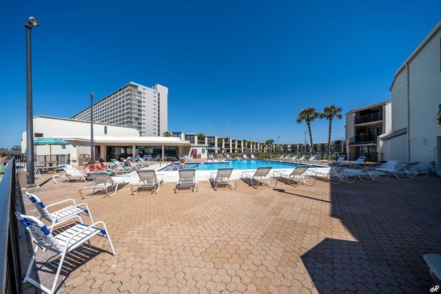 8727 Thomas Drive C17, Panama City Beach, FL 32408