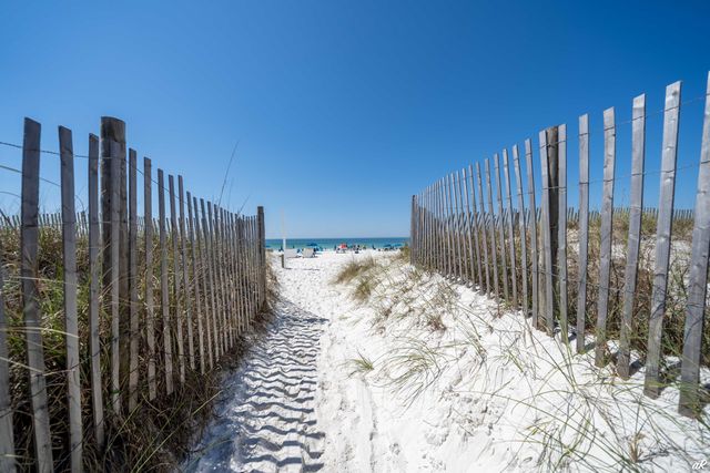 8727 Thomas Drive C17, Panama City Beach, FL 32408