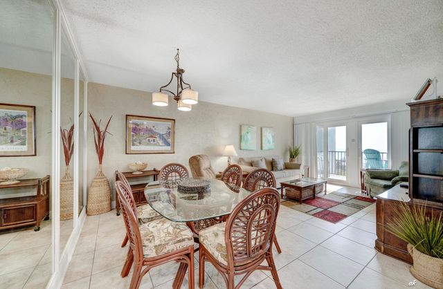 8727 Thomas Drive C17, Panama City Beach, FL 32408