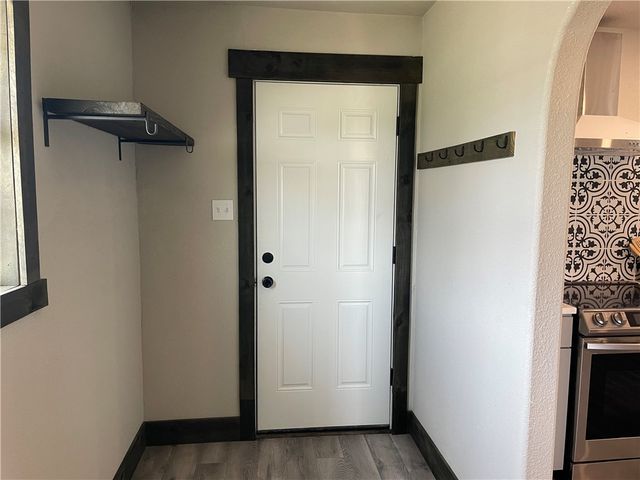 710 N Eugenia St, Orange Grove, TX 78372