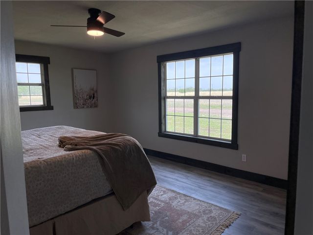 710 N Eugenia St, Orange Grove, TX 78372