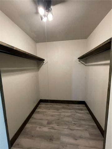 710 N Eugenia St, Orange Grove, TX 78372