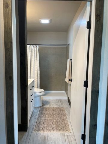 710 N Eugenia St, Orange Grove, TX 78372