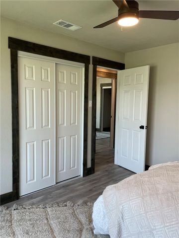 710 N Eugenia St, Orange Grove, TX 78372