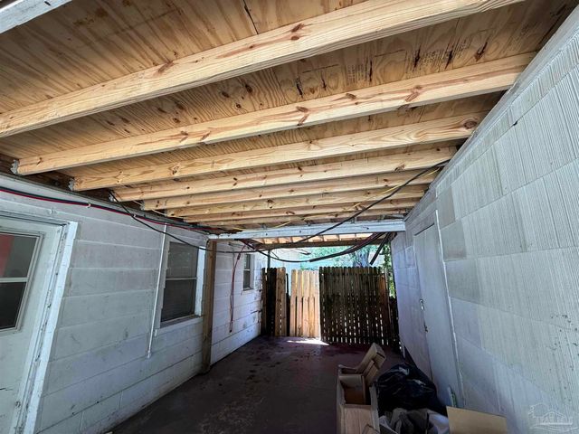 1007 Kearny Dr, Pensacola, FL 32505