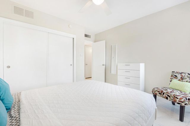 4385 E Paseo Caroleta, Palm Springs, CA 92264