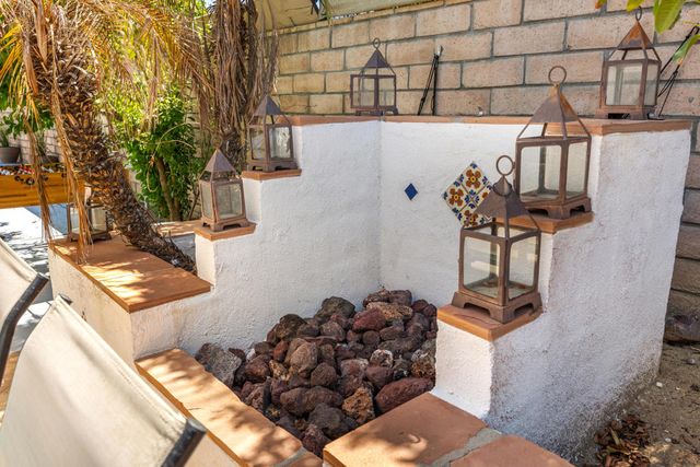 4385 E Paseo Caroleta, Palm Springs, CA 92264