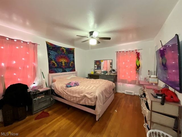 3000 Warrensville Center Road, Shaker Heights, OH 44122