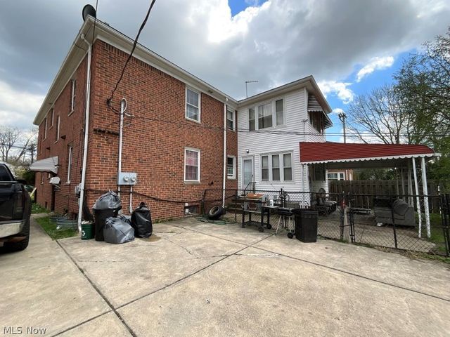 3000 Warrensville Center Road, Shaker Heights, OH 44122