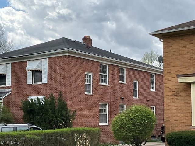3000 Warrensville Center Road, Shaker Heights, OH 44122