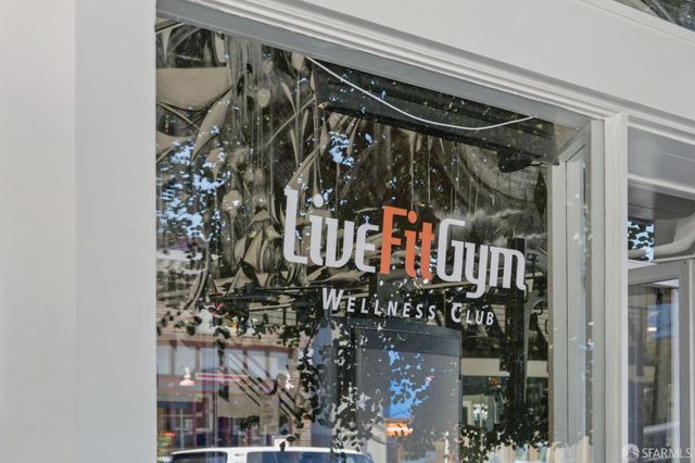 1327 Cole Street, San Francisco, CA 94117