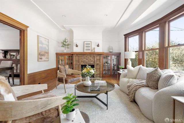 1327 Cole Street, San Francisco, CA 94117