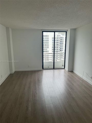 3300 NE 192 ST 1909, Aventura, FL 33180