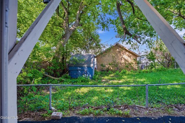 118 Robinson Street, Schenectady, NY 12304