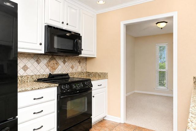 2221 Meadowpond Trail, White Hall, AR 71602