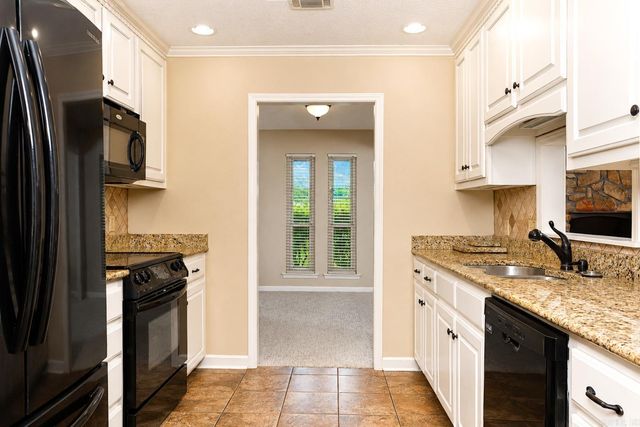 2221 Meadowpond Trail, White Hall, AR 71602