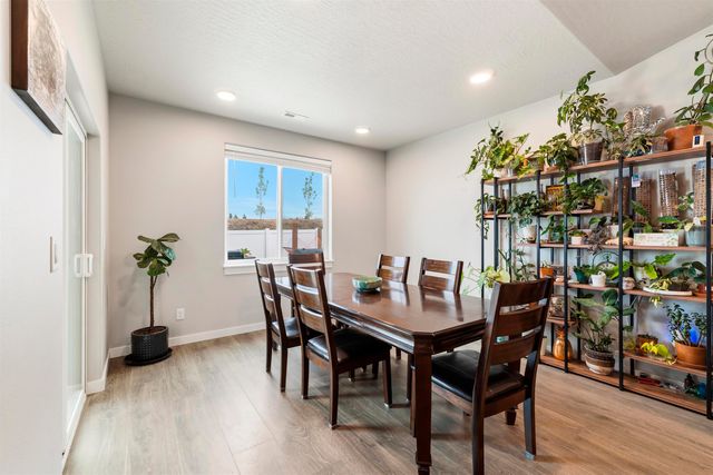 1486 W 67TH Ave, Spokane, WA 99224