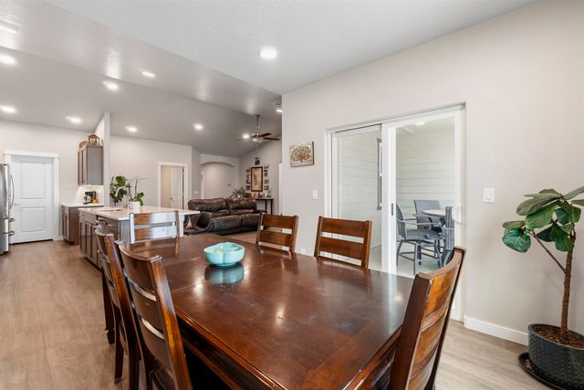 1486 W 67TH Ave, Spokane, WA 99224