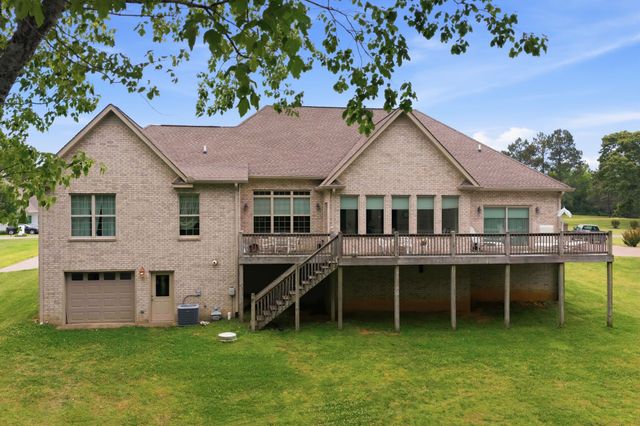 528 Country Club Drive, Dickson, TN 37055