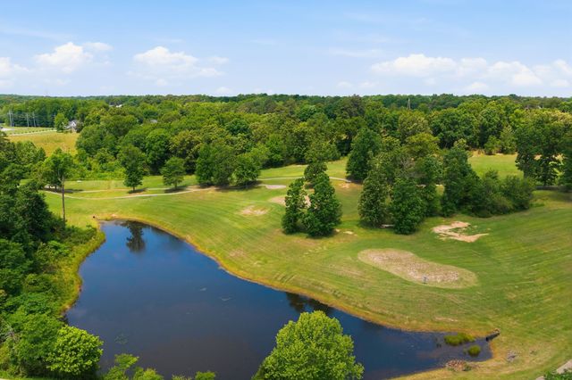 528 Country Club Drive, Dickson, TN 37055