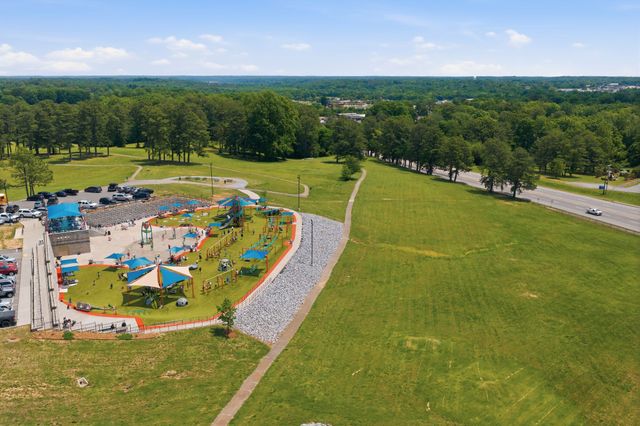 528 Country Club Drive, Dickson, TN 37055
