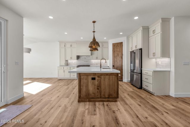 1449 Sage Way, Francis, UT 84036