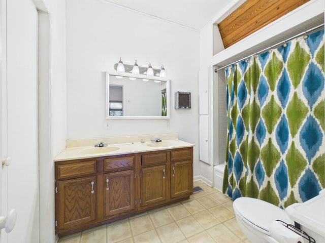 248 Gideon Rd, Huntington, WV 25705