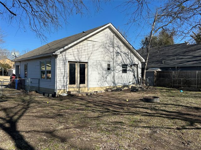 449 Rigsby Drive, Van Alstyne, TX 75495