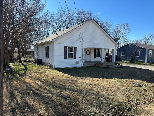 449 Rigsby Drive, Van Alstyne, TX 75495