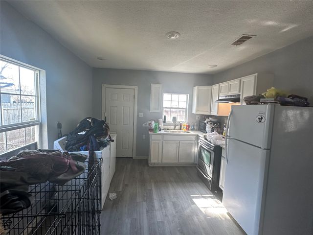 449 Rigsby Drive, Van Alstyne, TX 75495