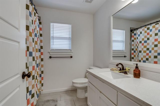 8600 NW 77th Place, Oklahoma City, OK 73132