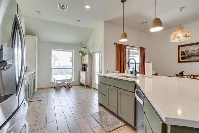 8600 NW 77th Place, Oklahoma City, OK 73132