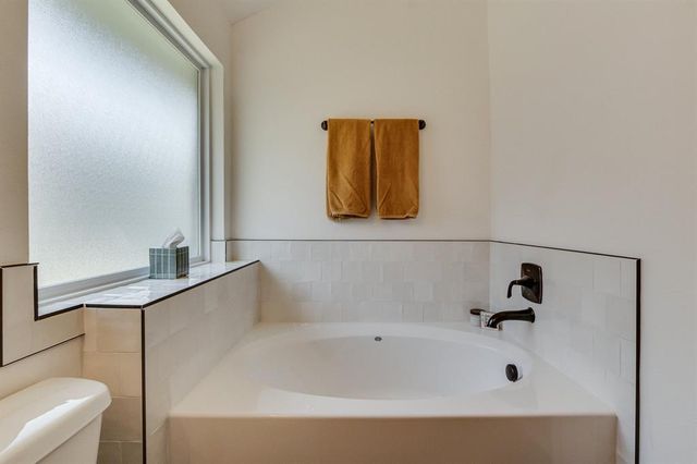 8600 NW 77th Place, Oklahoma City, OK 73132