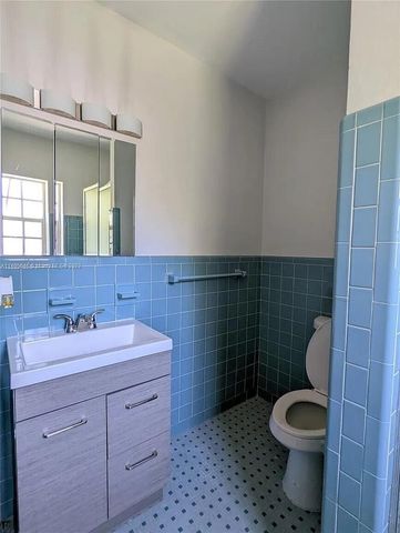 1512 NE 109th Street 1512, Miami, FL 33161
