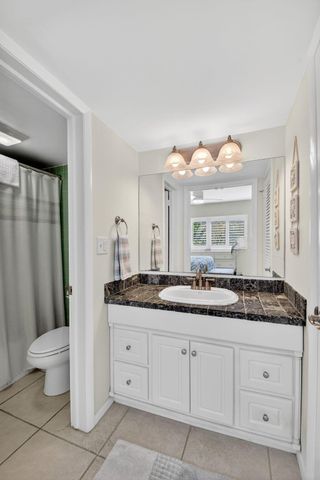 33 Ocean Avenue 202, Palm Beach Shores, FL 33404