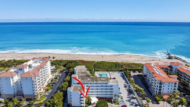 33 Ocean Avenue 202, Palm Beach Shores, FL 33404