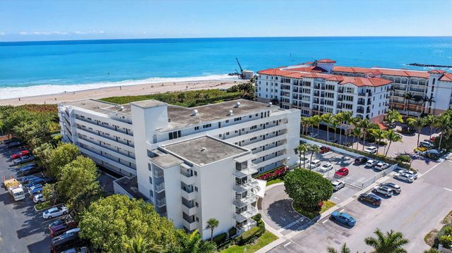 33 Ocean Avenue 202, Palm Beach Shores, FL 33404