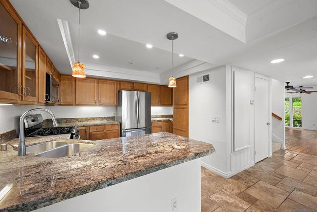 4285 Caminito Pintoresco, San Diego, CA 92108