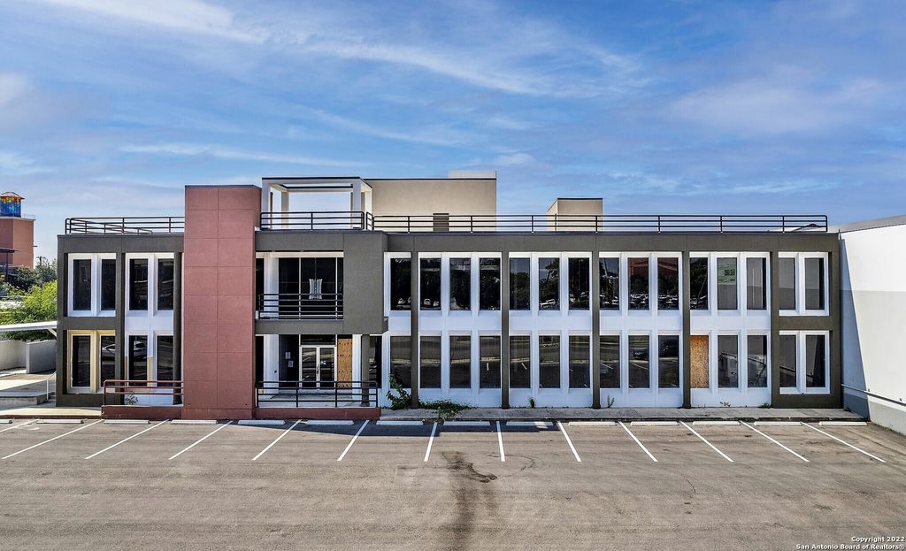 1964 S ALAMO ST, San Antonio, TX 78204