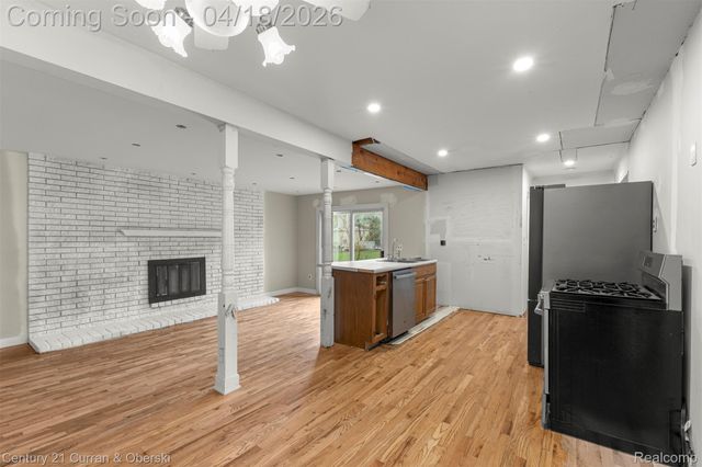 9133 Tavistock Drive, Plymouth Charter Township, MI 48170