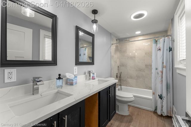 9133 Tavistock Drive, Plymouth Charter Township, MI 48170