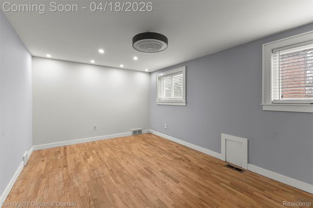 9133 Tavistock Drive, Plymouth Charter Township, MI 48170