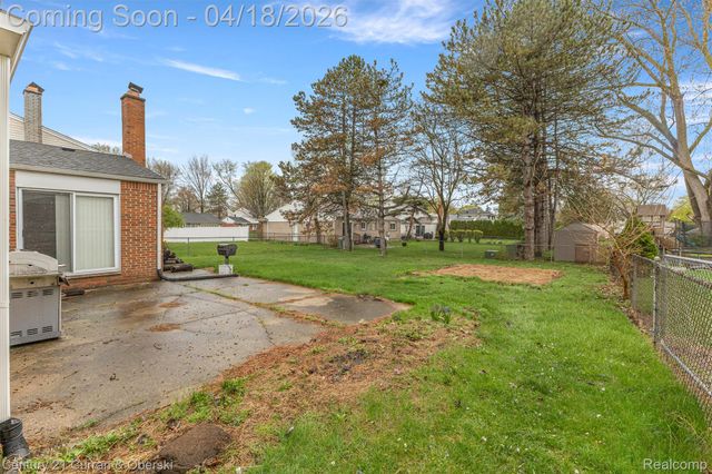 9133 Tavistock Drive, Plymouth Charter Township, MI 48170