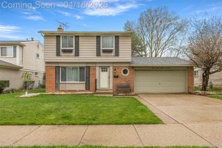 9133 Tavistock Drive, Plymouth Charter Township, MI 48170
