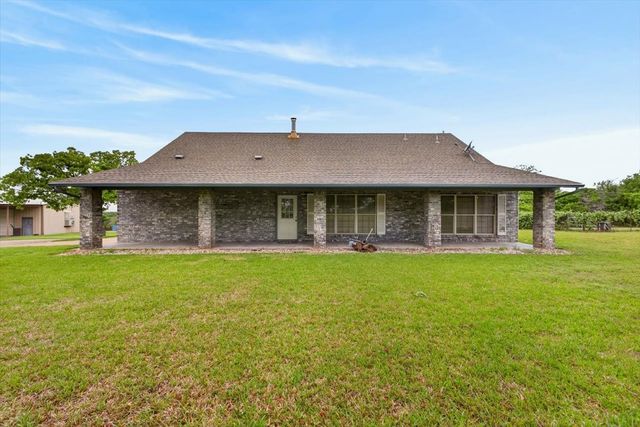 4609 Slayton Road, Cleburne, TX 76031