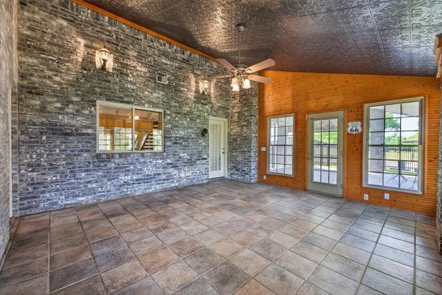 4609 Slayton Road, Cleburne, TX 76031