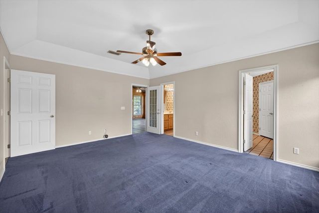 4609 Slayton Road, Cleburne, TX 76031