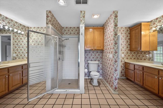 4609 Slayton Road, Cleburne, TX 76031