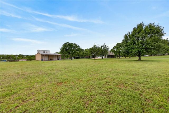 4609 Slayton Road, Cleburne, TX 76031